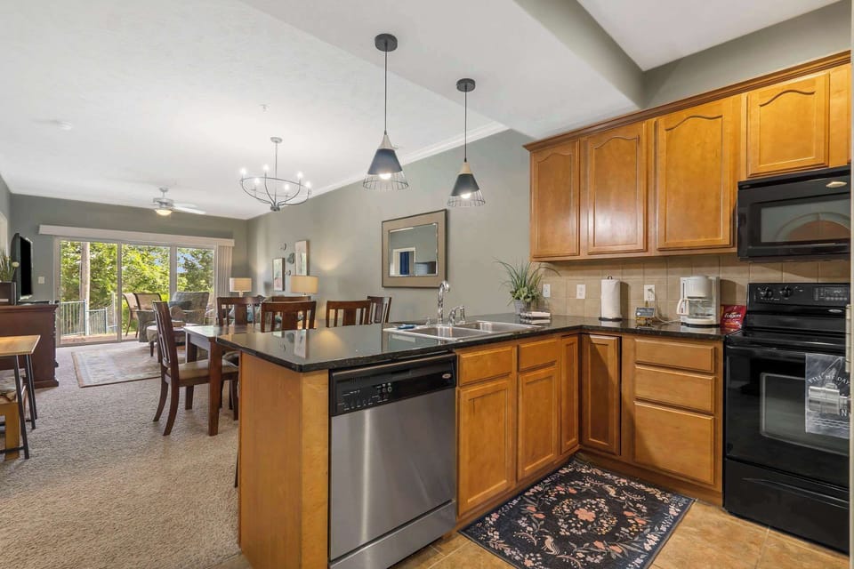 Condo, Multiple Beds, Patio, Garden View (*New* Blue Heron Hideaway) | Private kitchen | Coffee/tea maker, electric kettle