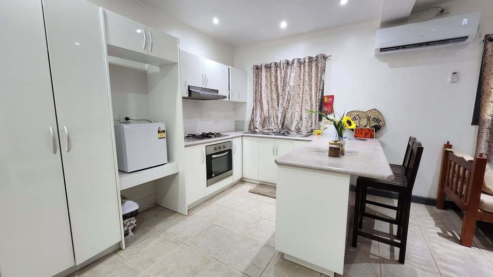 Standard Studio Suite | Private kitchen