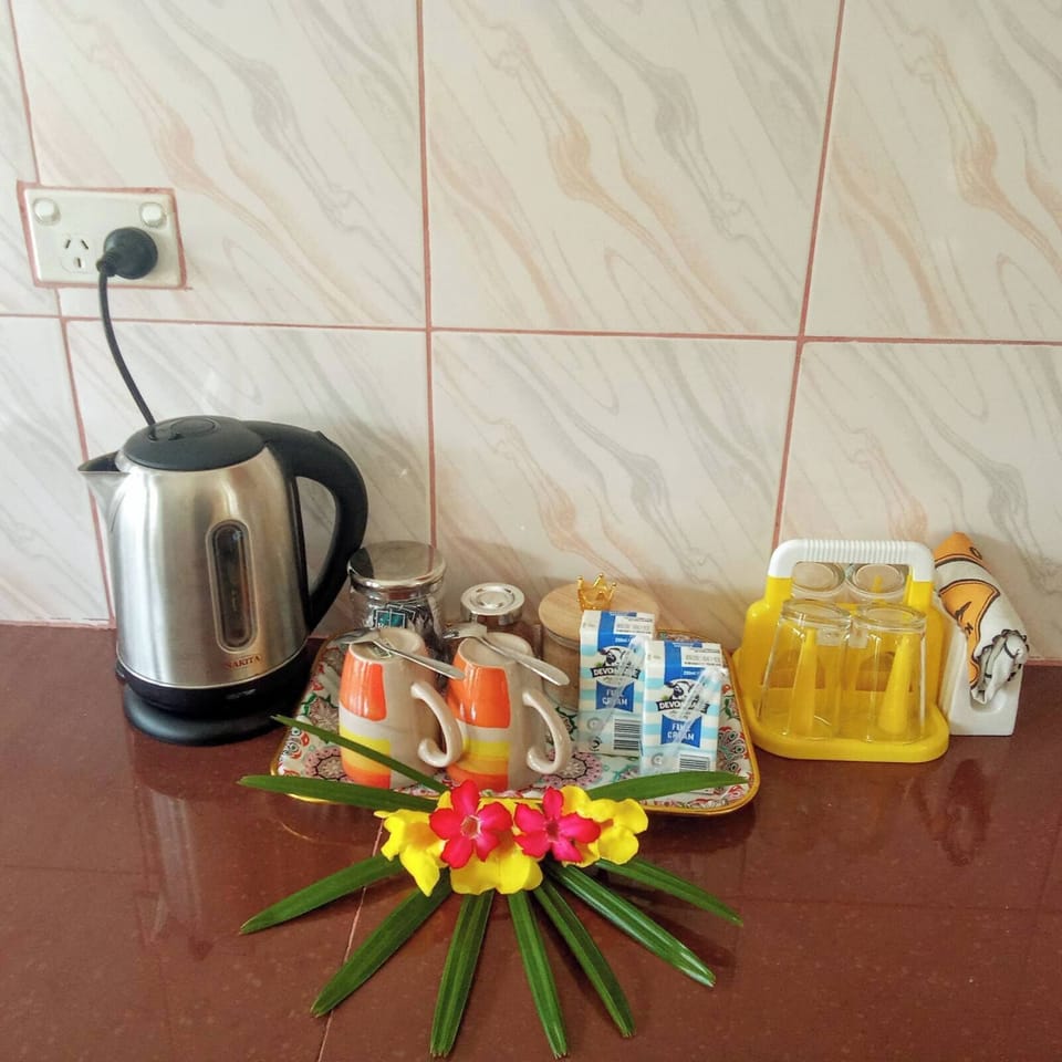 Basic Triple Room | Private kitchen