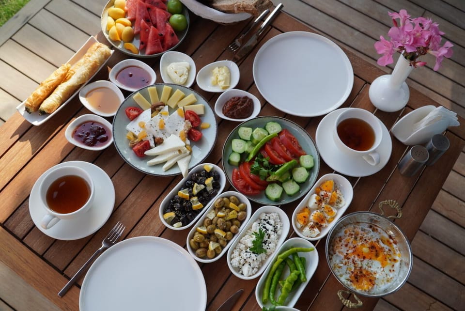 Free daily local cuisine breakfast