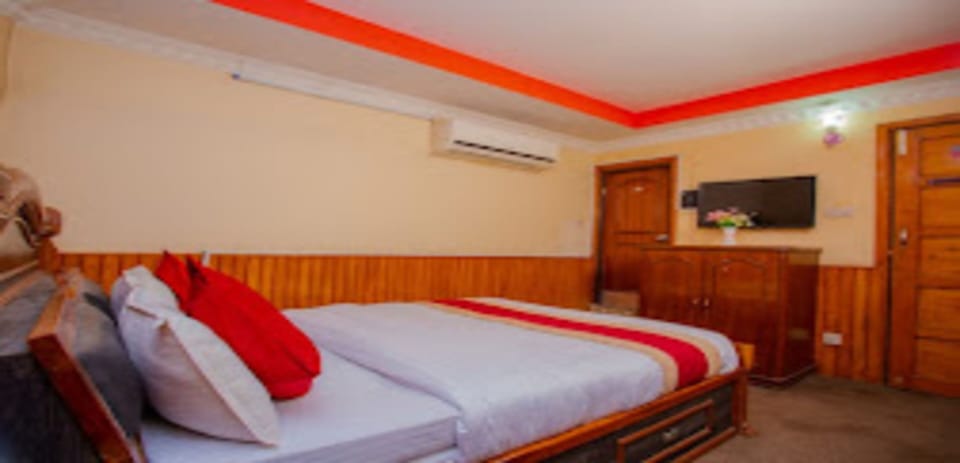 Single Room | Free WiFi, bed sheets