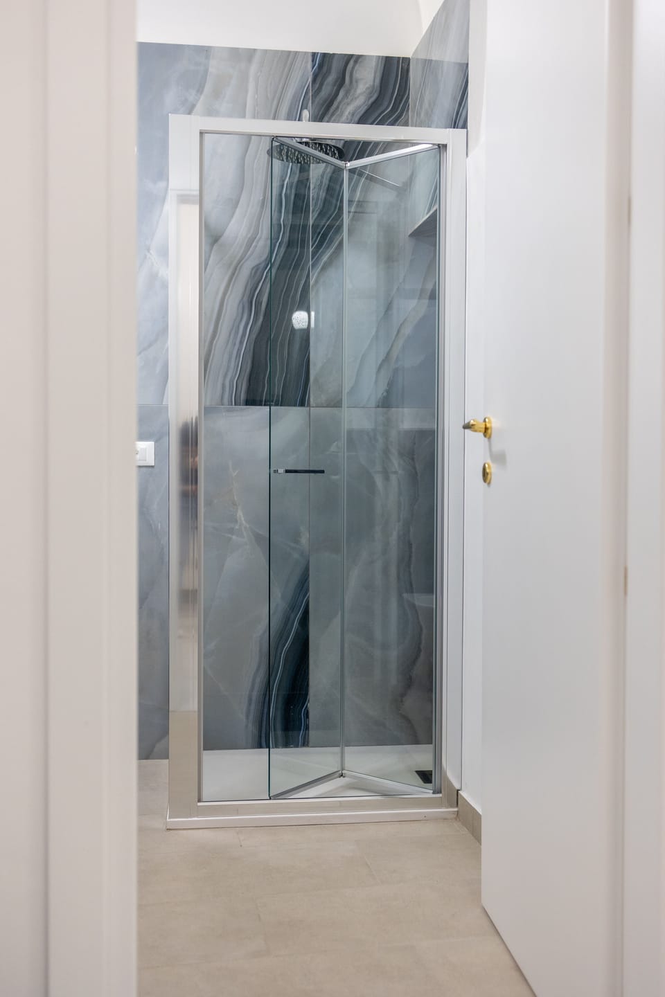 Deluxe Double Room | Bathroom | Hair dryer, bidet, towels