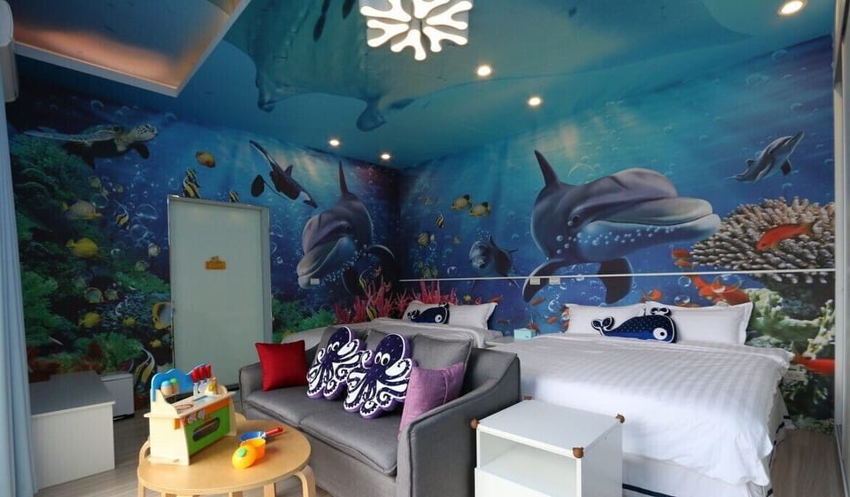 Elite Room, 2 Queen Beds, Mountain View | 1 bedroom, soundproofing, free WiFi
