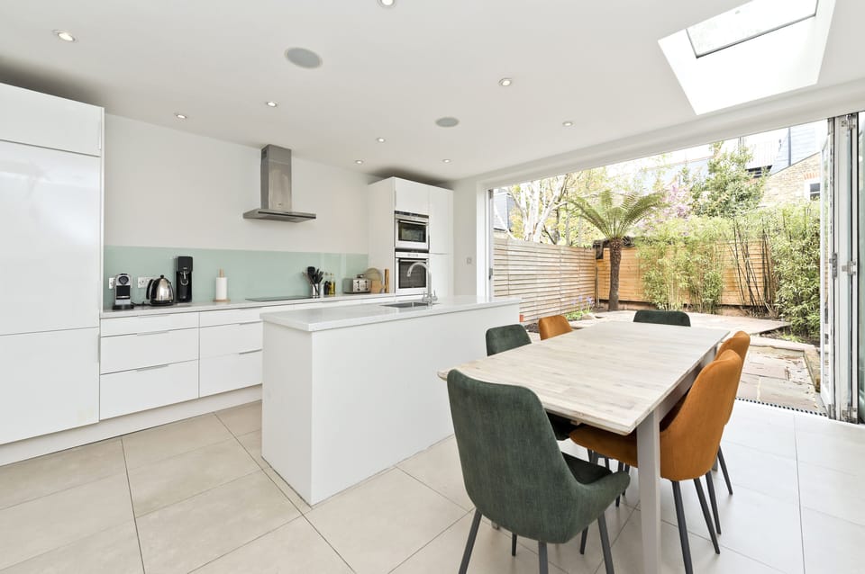 House (3 Bedrooms) | Front of property