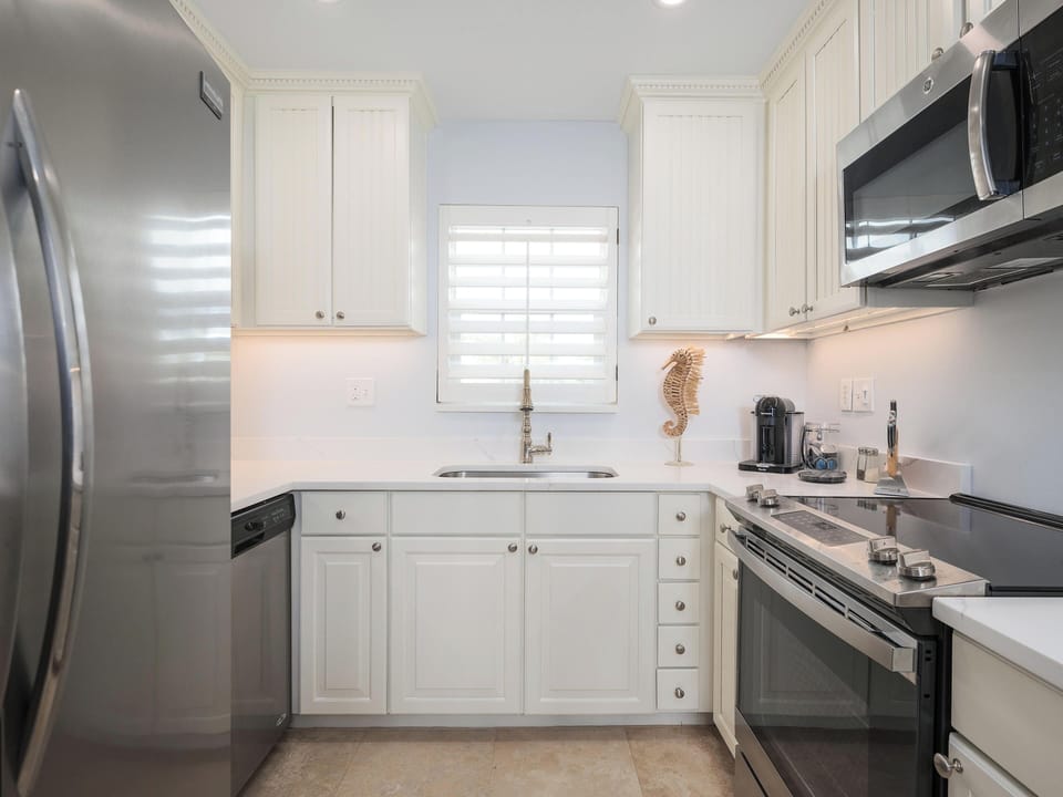 Condo (2 Bedrooms) | Property amenity