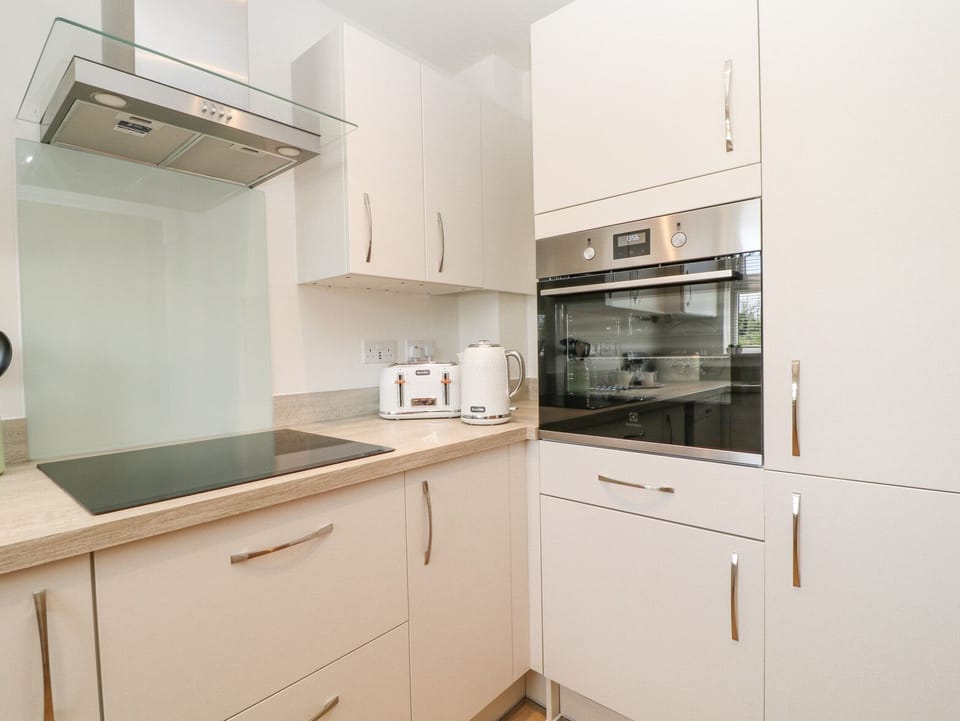 Fridge, dishwasher, electric kettle, toaster
