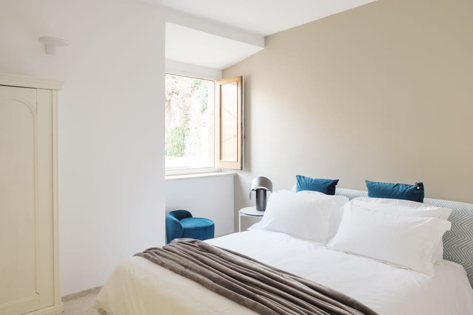 Premium bedding, down comforters, pillowtop beds, individually decorated