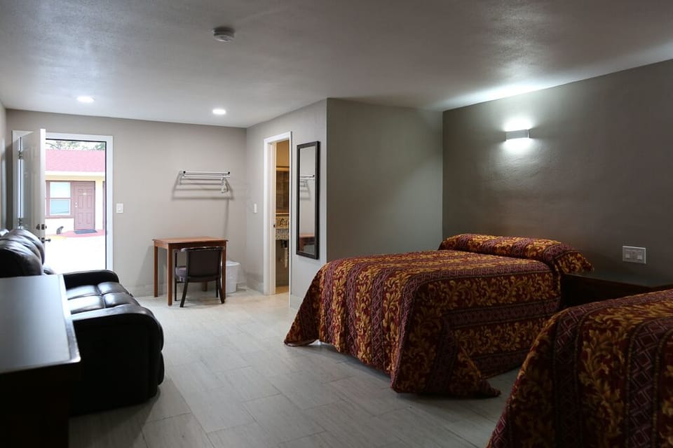 Desk, iron/ironing board (on request), WiFi (free), bed sheets