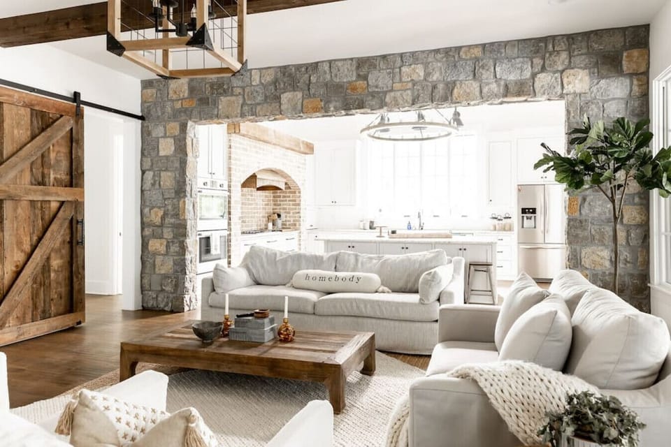Cozy, beautiful living room to make yourself at home.