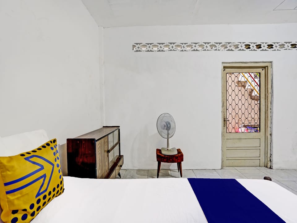 Economy Double Room | Free WiFi, bed sheets