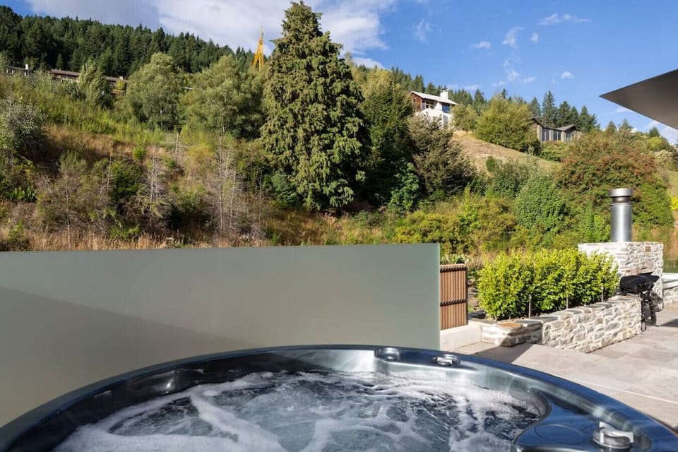 Spa pool