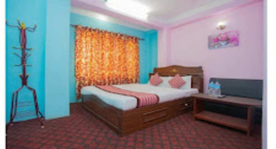 Single Room | Free WiFi, bed sheets