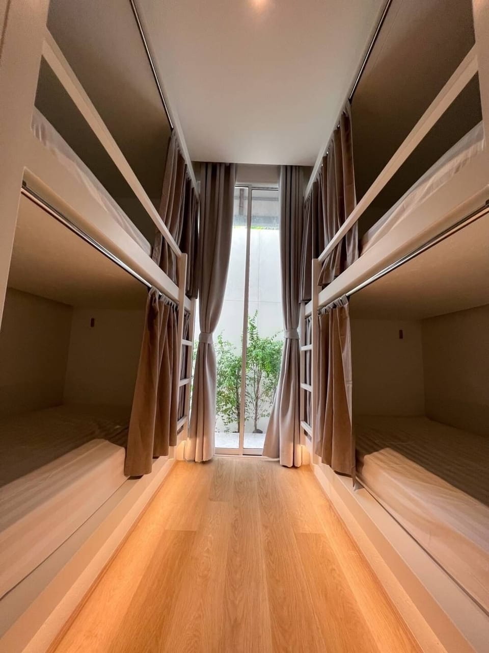 Standard Shared Dormitory | Premium bedding, down comforters, free WiFi