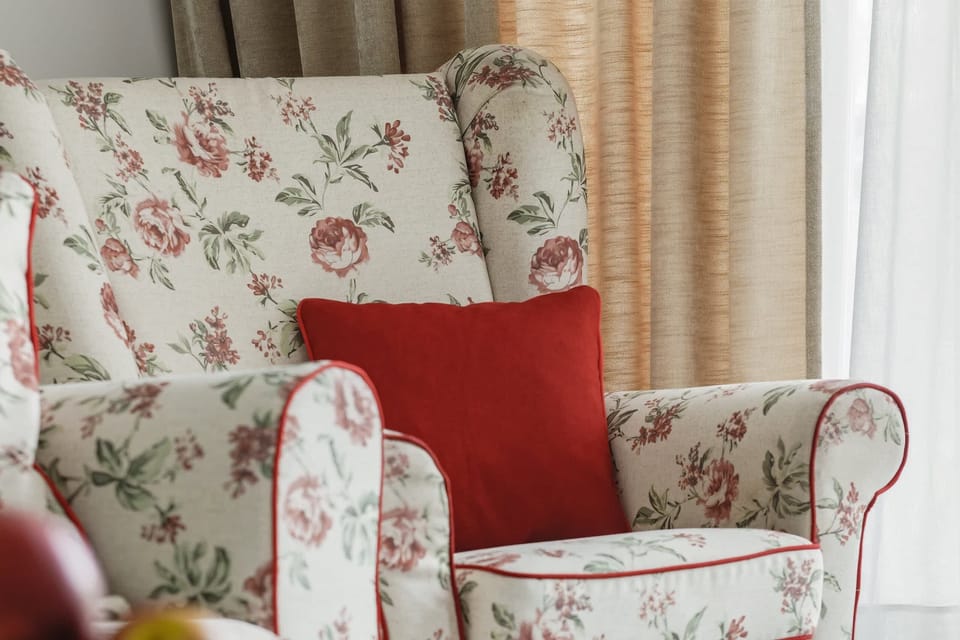 Decorative details/armchair.