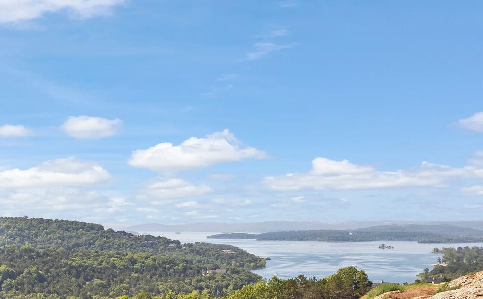Breathtaking panoramic views of Table Rock Lake