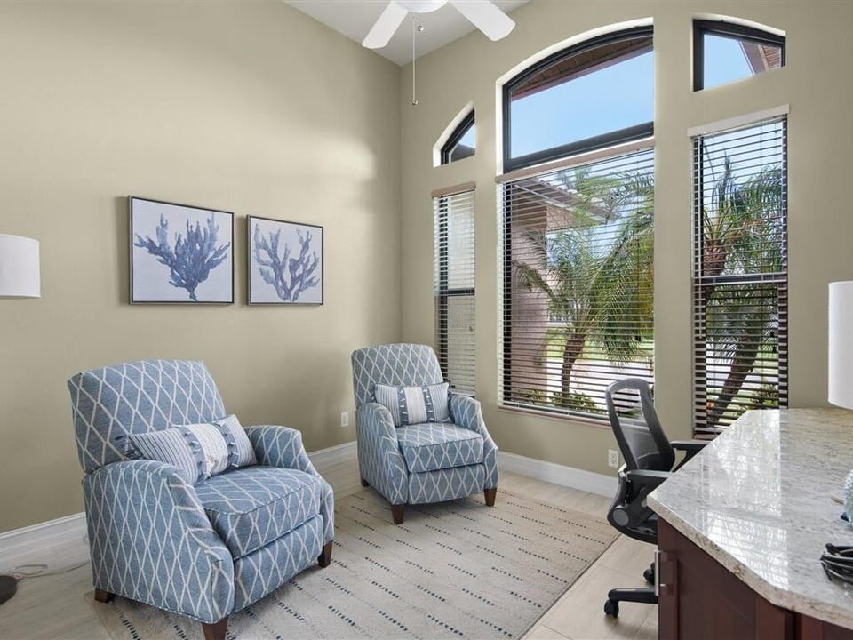 Den/Office Seating