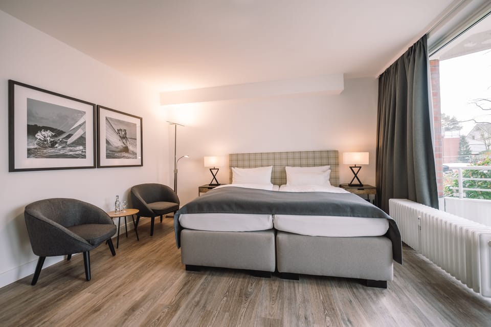 Premium Double Room | Hypo-allergenic bedding, minibar, in-room safe, individually decorated