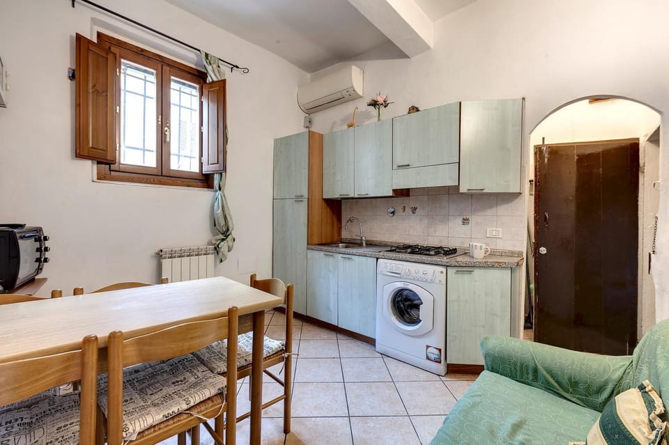 House | 1 bedroom