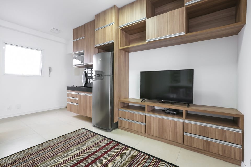 Apartment | Private kitchen | Microwave, cookware/dishes/utensils