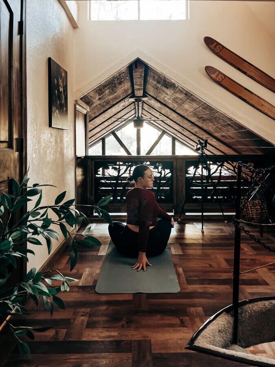 Amidst the pines, yoga and meditation are on a whole new level. Grab a mat and try your practice outside in the gazebo, or explore the property in a meditative way by grabbing a card from the deck to guide your feet and mind.