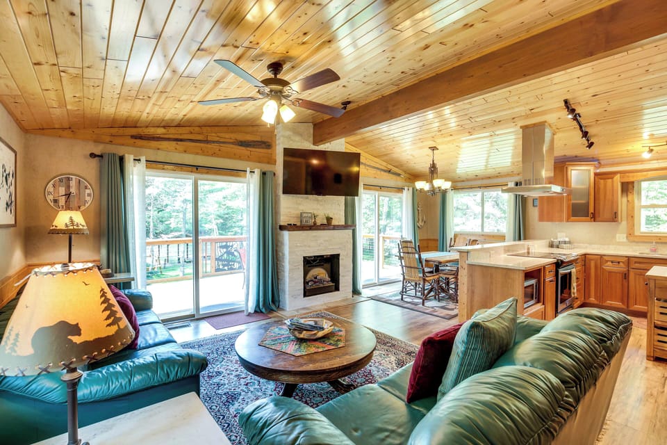 Living Room | Central Heating & A/C | In-Unit Laundry | 2 Mi to Downtown