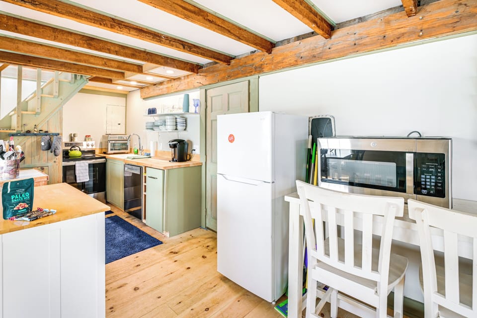Kitchen | Cooking Basics Supplied | 1st Floor