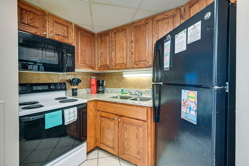 Kitchen | Keurig Coffee Maker | Cooking Utensils