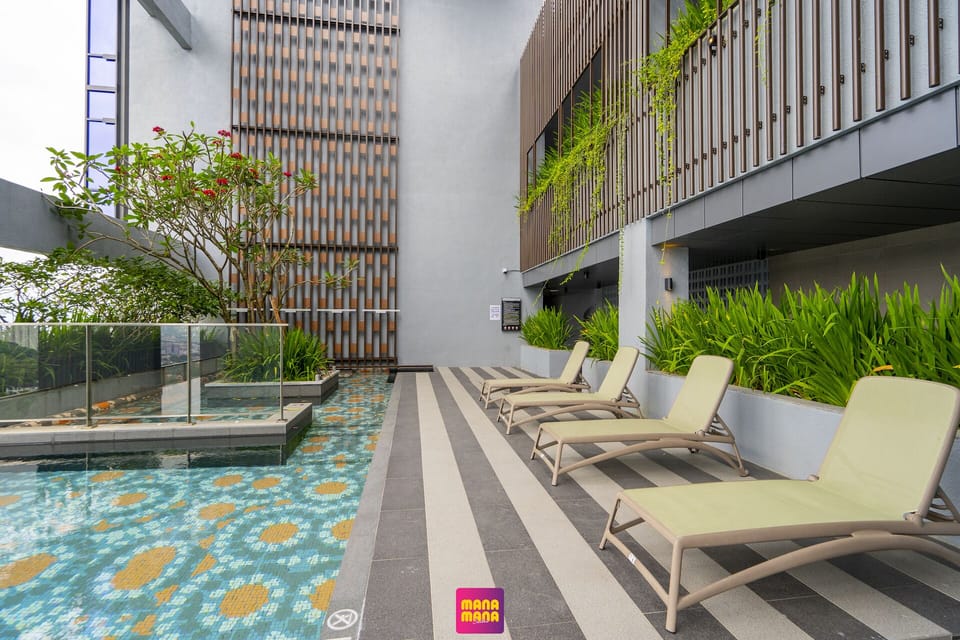 Rooftop pool