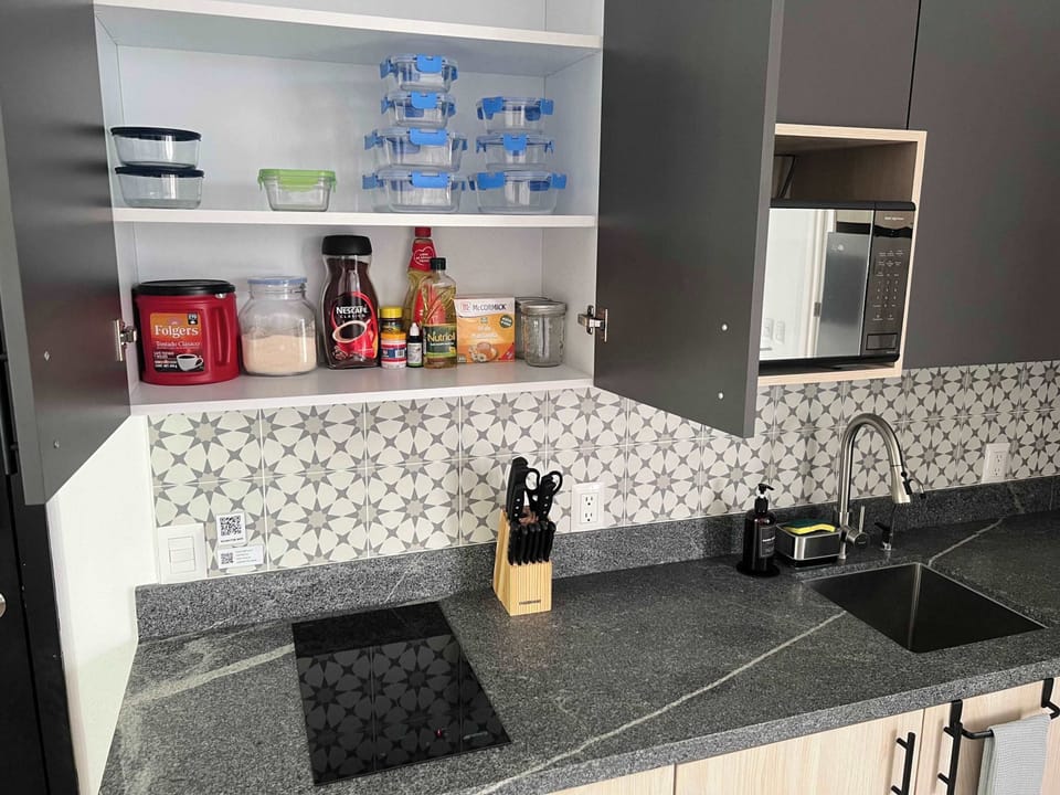 General kitchen supplies
