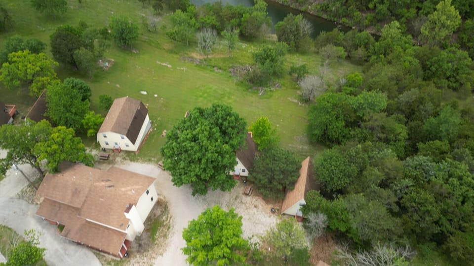 Happy Valley Lodge