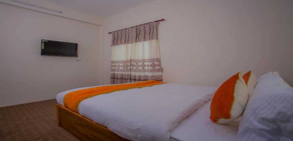Double Room | Free WiFi, bed sheets