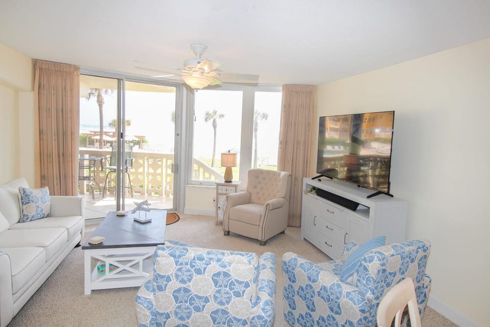 Ample seating in the living room