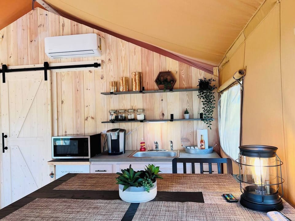 Kitchenette