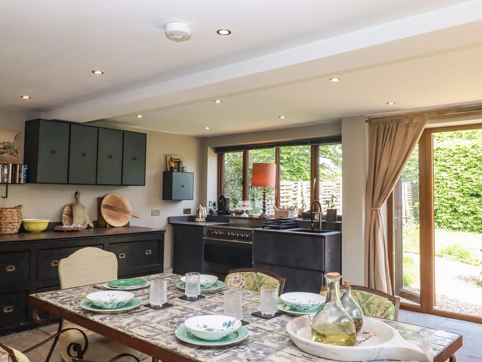 Fridge, dishwasher, electric kettle, toaster