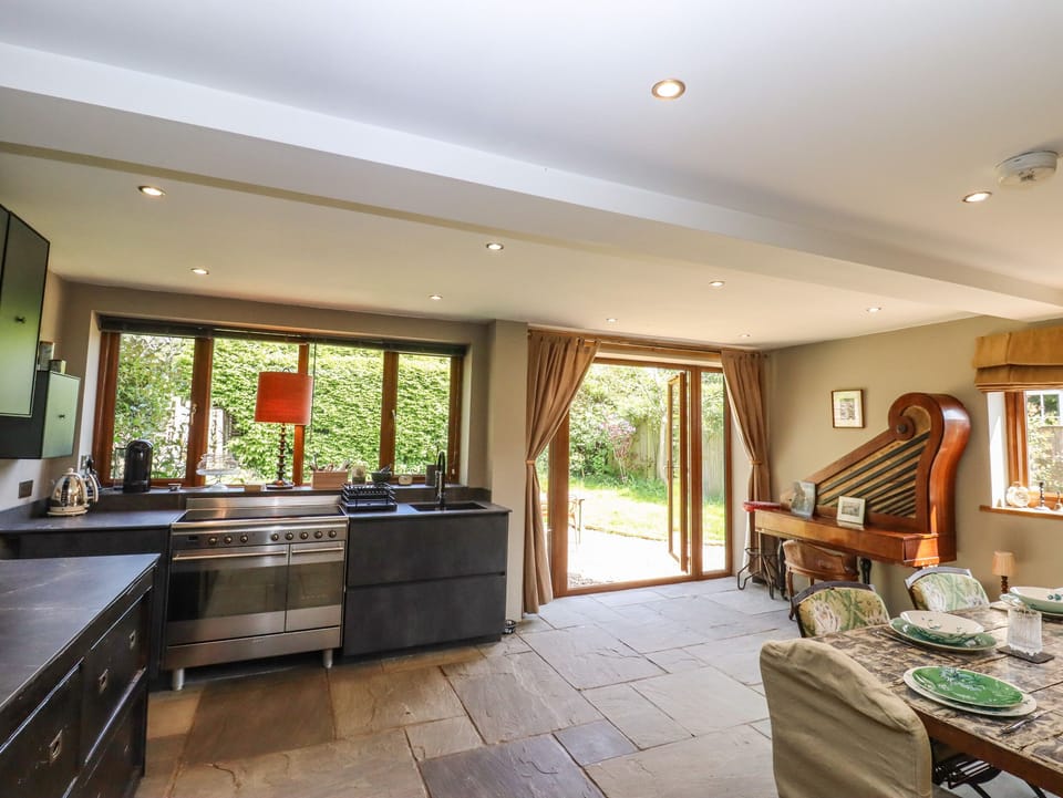 Fridge, dishwasher, electric kettle, toaster