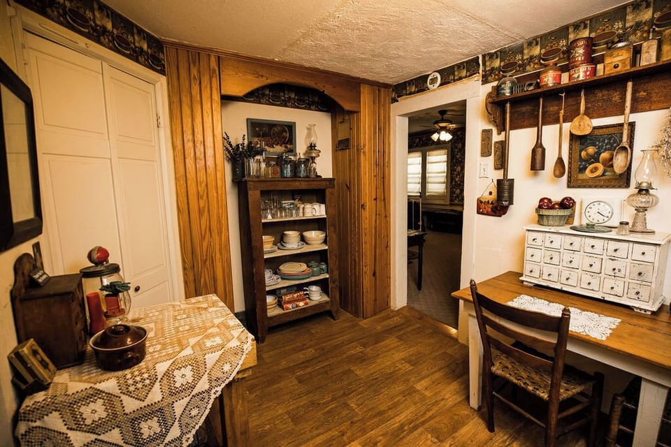 b1409372-ba3e-47c0-8449-d9bbeb880e1b