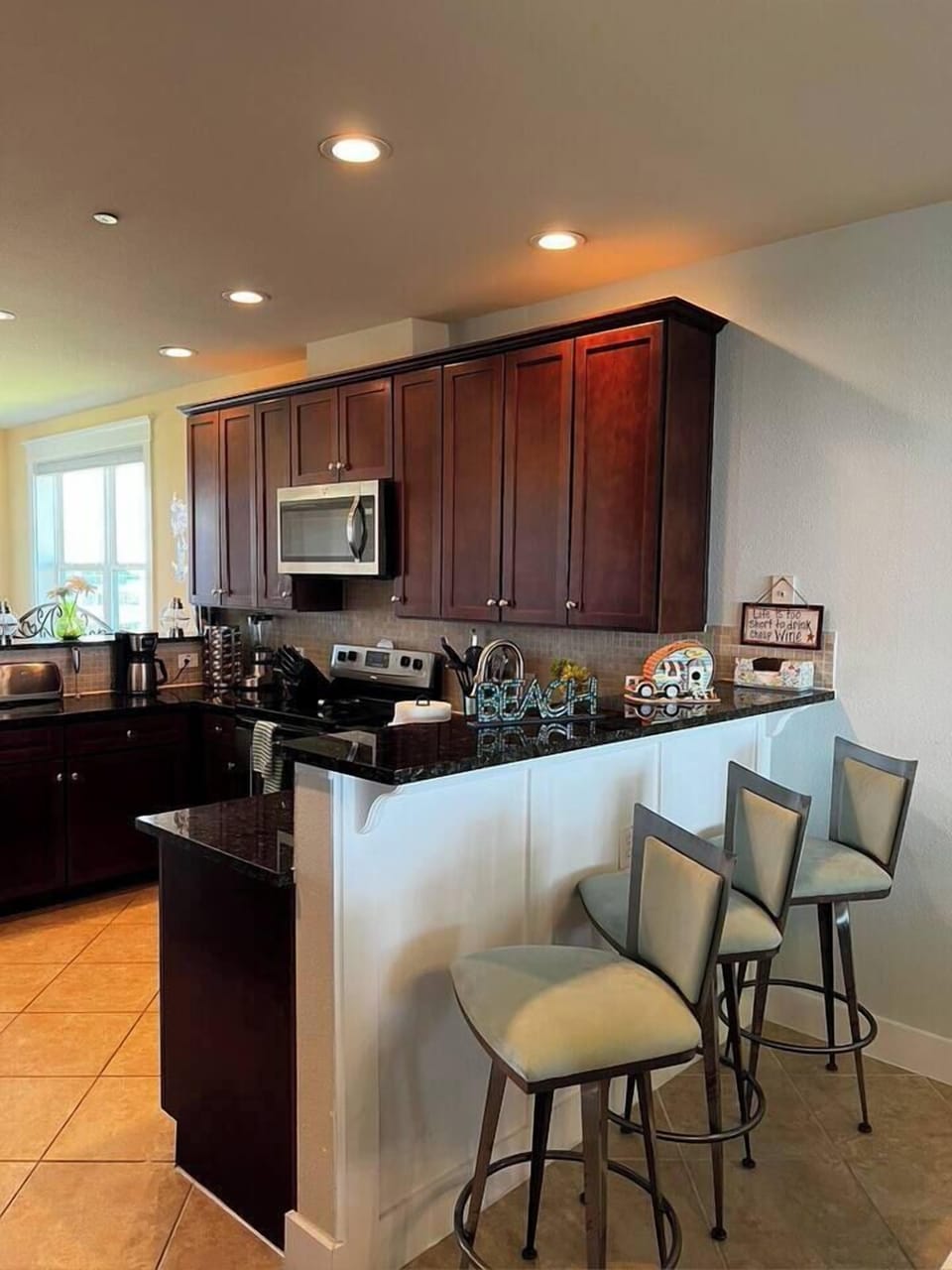 Breakfast Bar