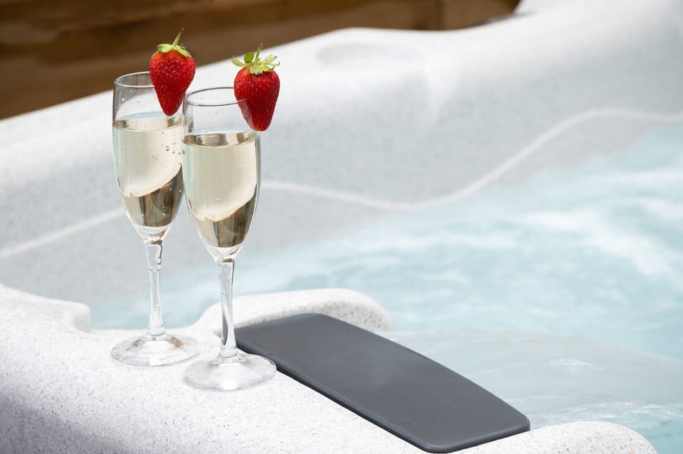 Cottage | Food and drink