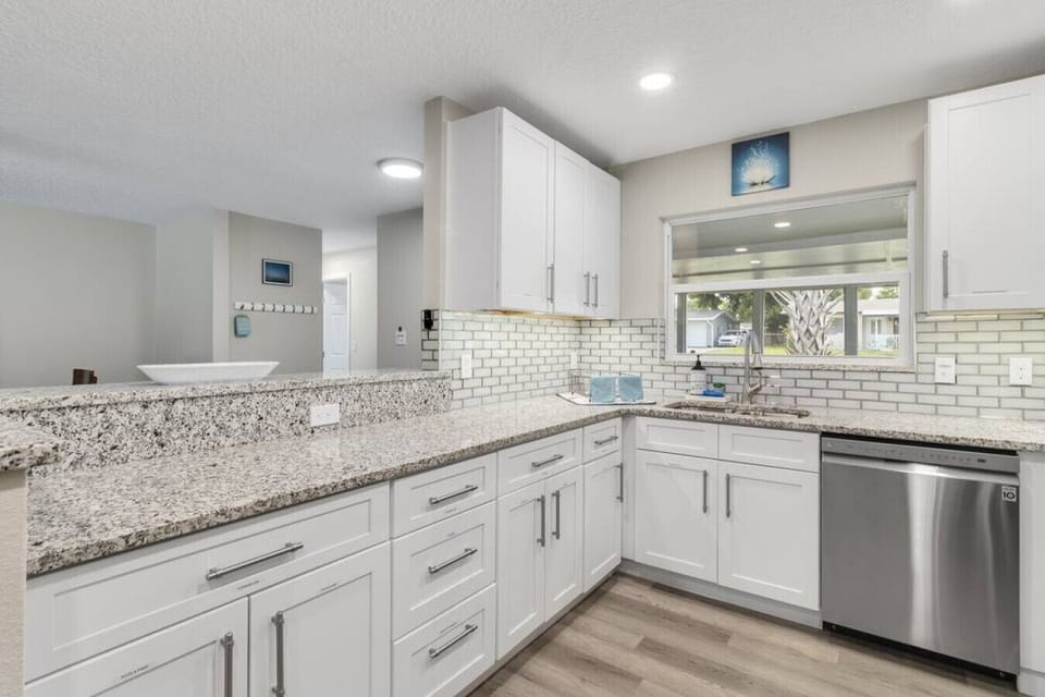 Loads of counter space.