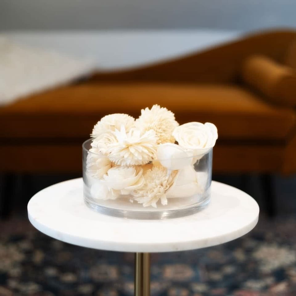 Every corner thoughtfully designed—soft neutrals, pops of color, and textured details blend for a warm, inviting vibe. From cozy nooks to open spaces, it’s where beauty meets comfort, making your Cleveland stay effortlessly stylish.