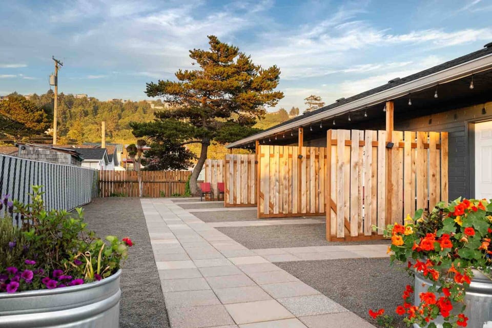 You can sit and enjoy the sun on a private patio, or enjoy a fire in the fire pit in the community back yard. They even provide outdoor games - Julien