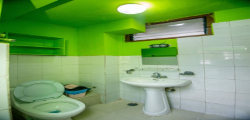 Shower, rainfall showerhead, towels, soap