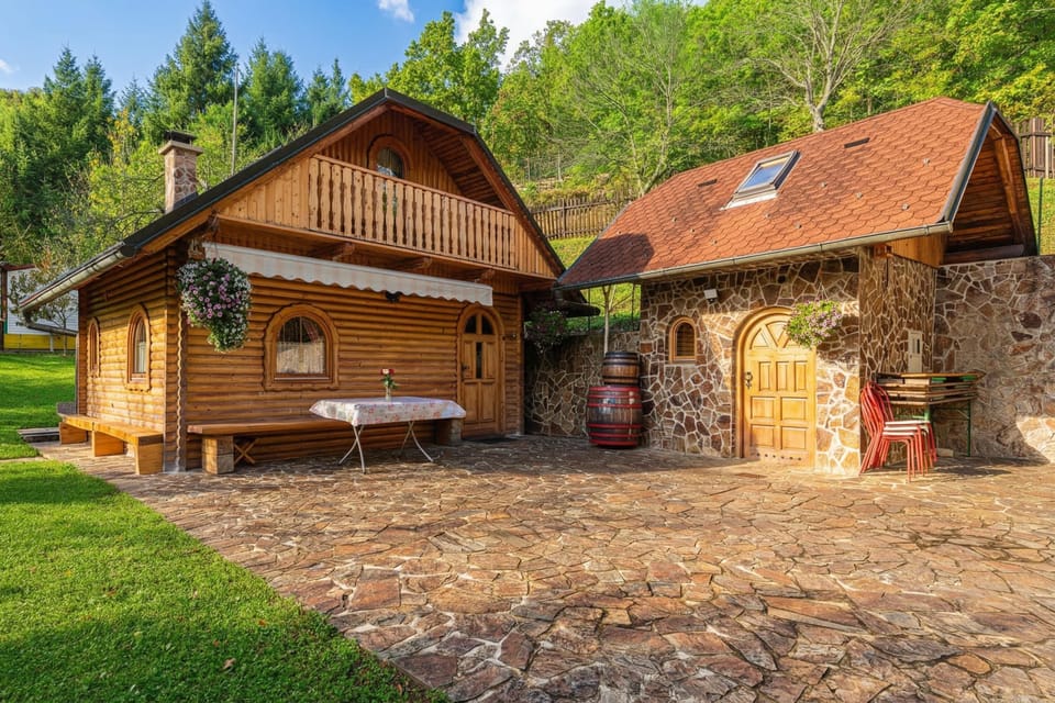 Family Chalet, 1 Bedroom, Microwave, Mountainside (Rudnica Hill Lodge) | Outdoor dining