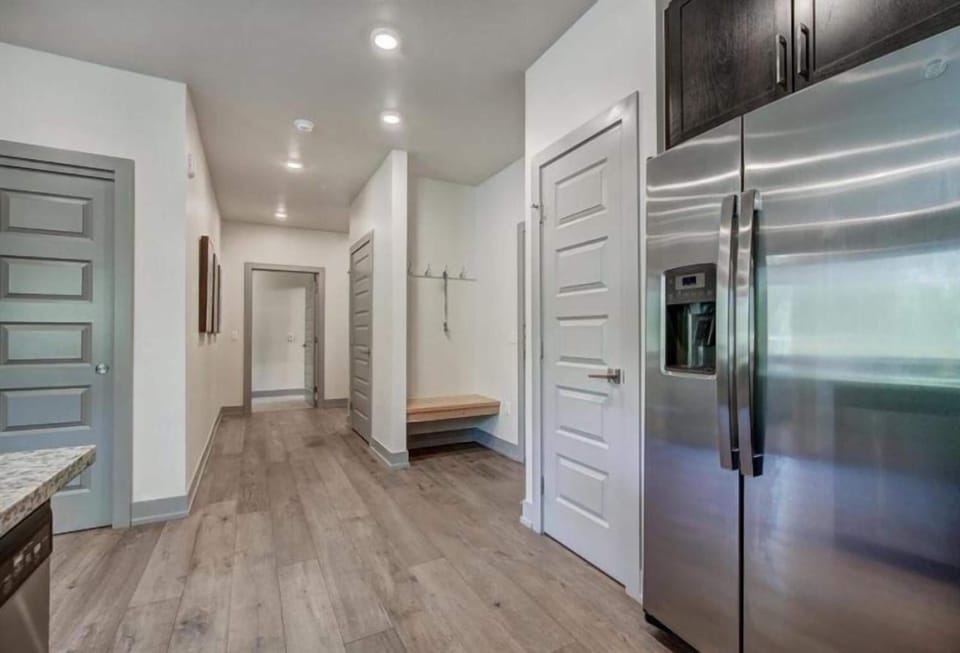 Condo (Clearwater Lofts - 3 Bedroom Luxury C) | Exterior