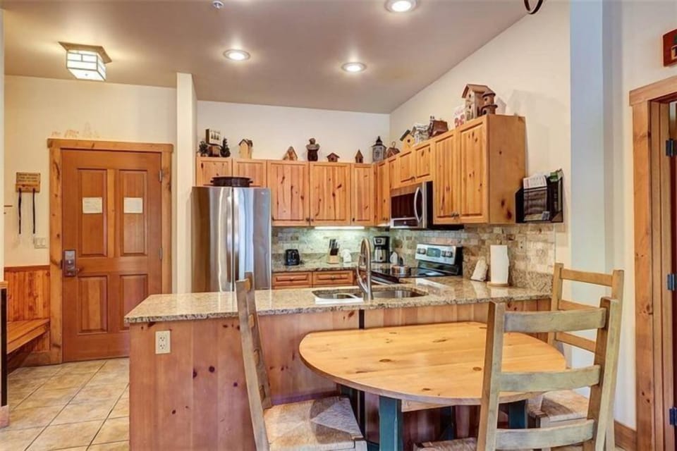 Condo (River Run Village Condos - 2 Bedroom ) | Exterior