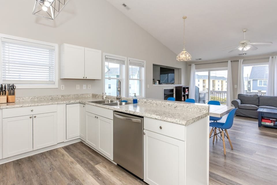 Kitchen II