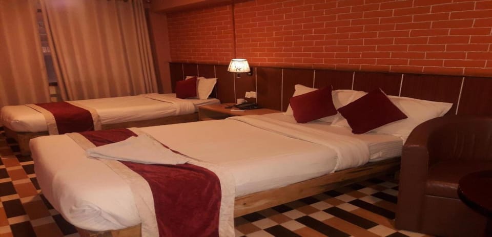 Triple Room | Free WiFi, bed sheets