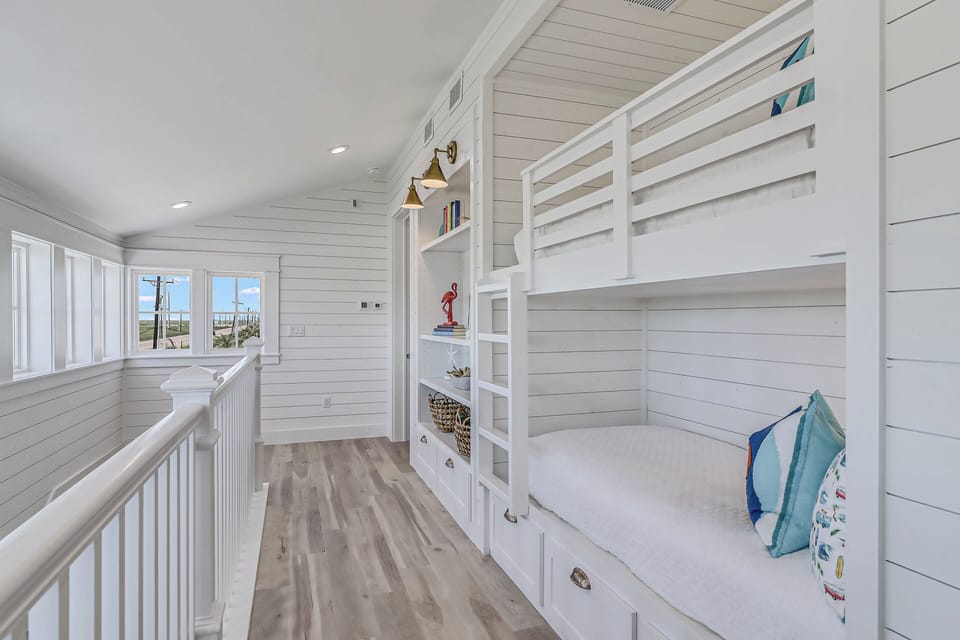 Hallway Bunks, 2nd Floor