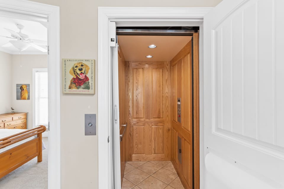 Private Elevator