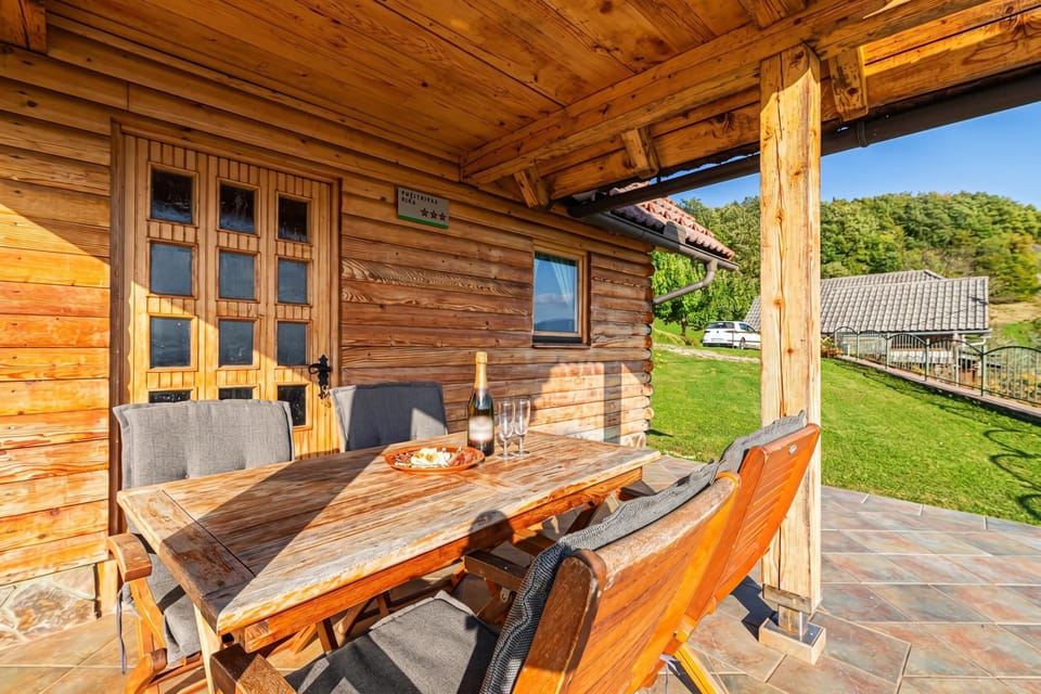 Family House, 2 Bedrooms, Balcony, Mountainside (Vineyard Chalet Hansel and Gretel) | Outdoor dining